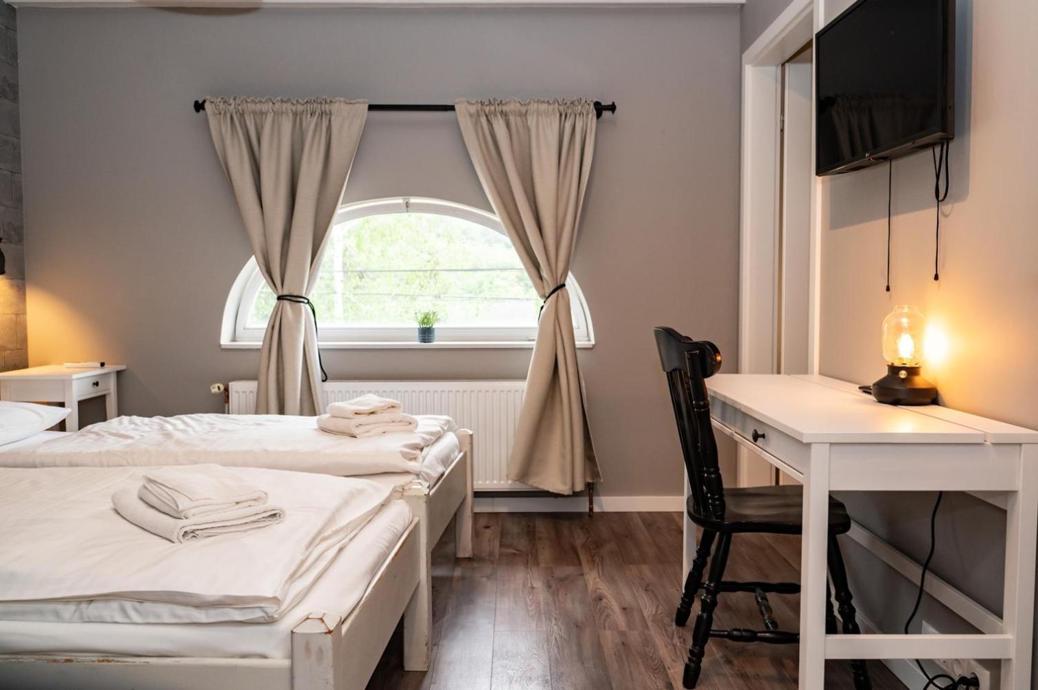 Hotel Kostel Panzio à Kesztolc Extérieur photo