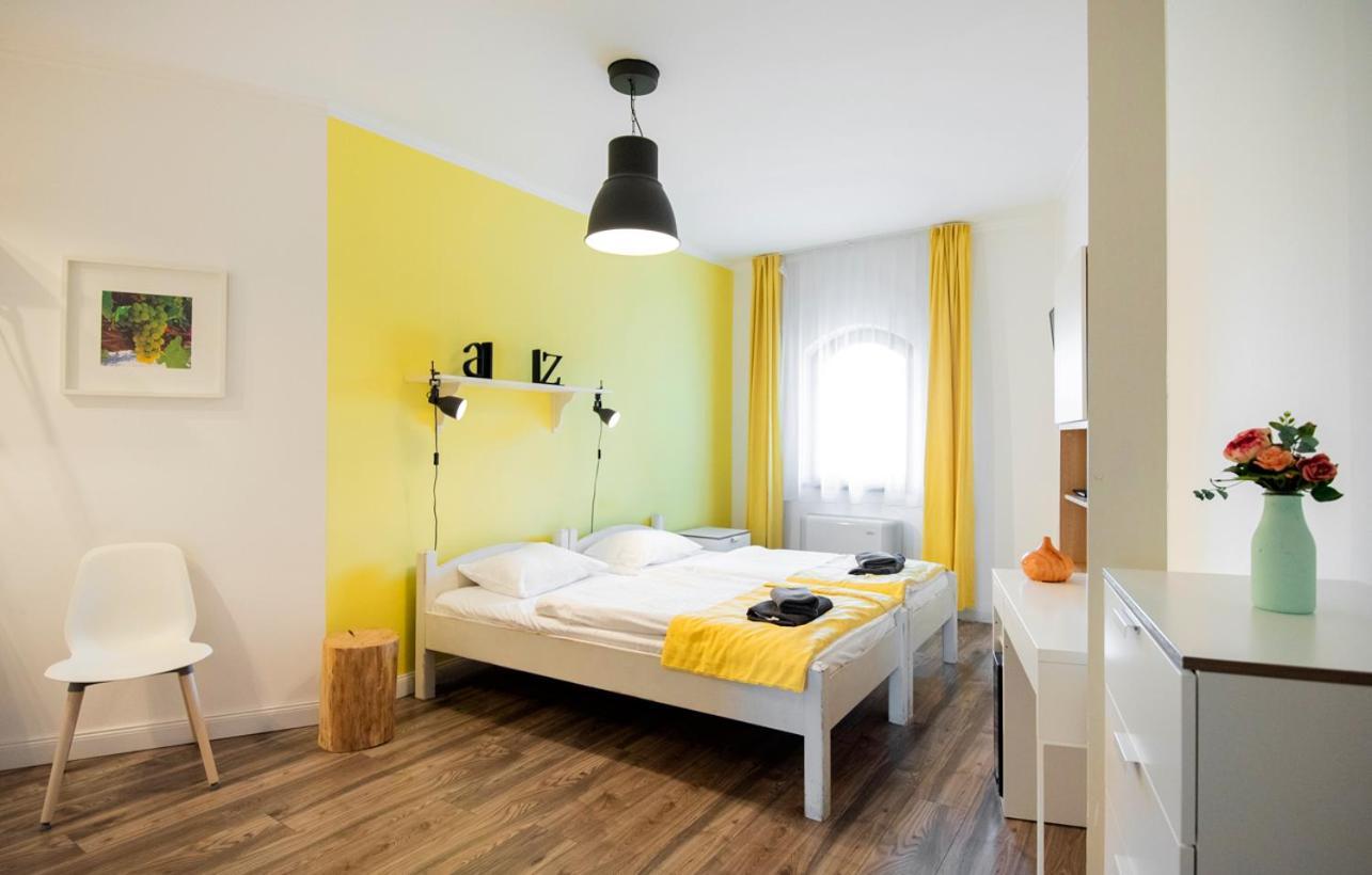 Hotel Kostel Panzio à Kesztolc Extérieur photo