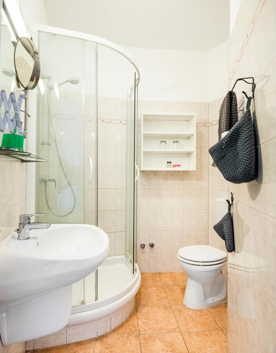 Hotel Kostel Panzio à Kesztolc Extérieur photo