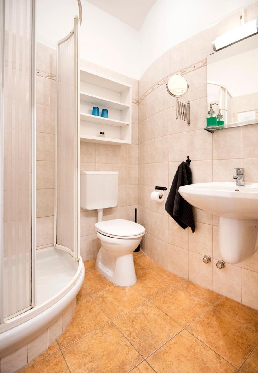 Hotel Kostel Panzio à Kesztolc Extérieur photo