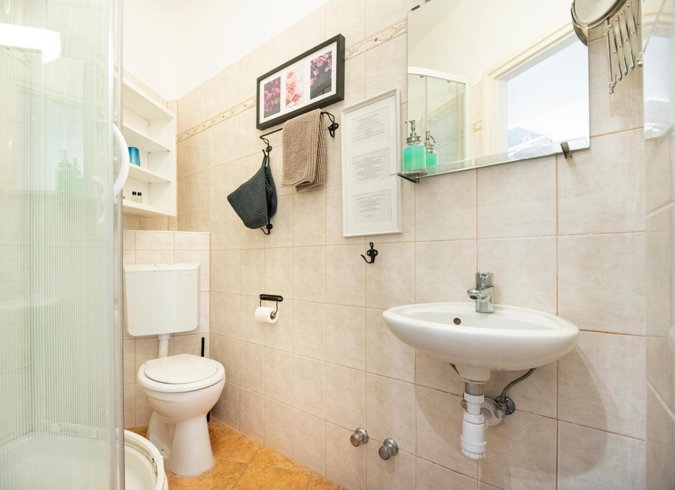 Hotel Kostel Panzio à Kesztolc Extérieur photo